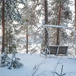 Kalliorinne - Lakefront Villa Rukatunturi