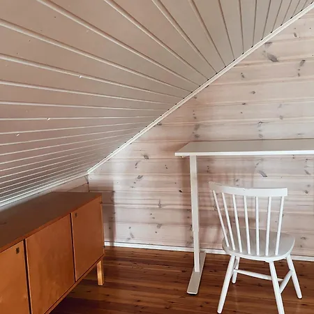 Kalliorinne - Lakefront