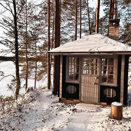 Kalliorinne - Lakefront