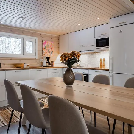 Kalliorinne - Lakefront Villa