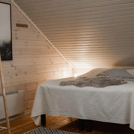 Kalliorinne - Lakefront Villa Ruka